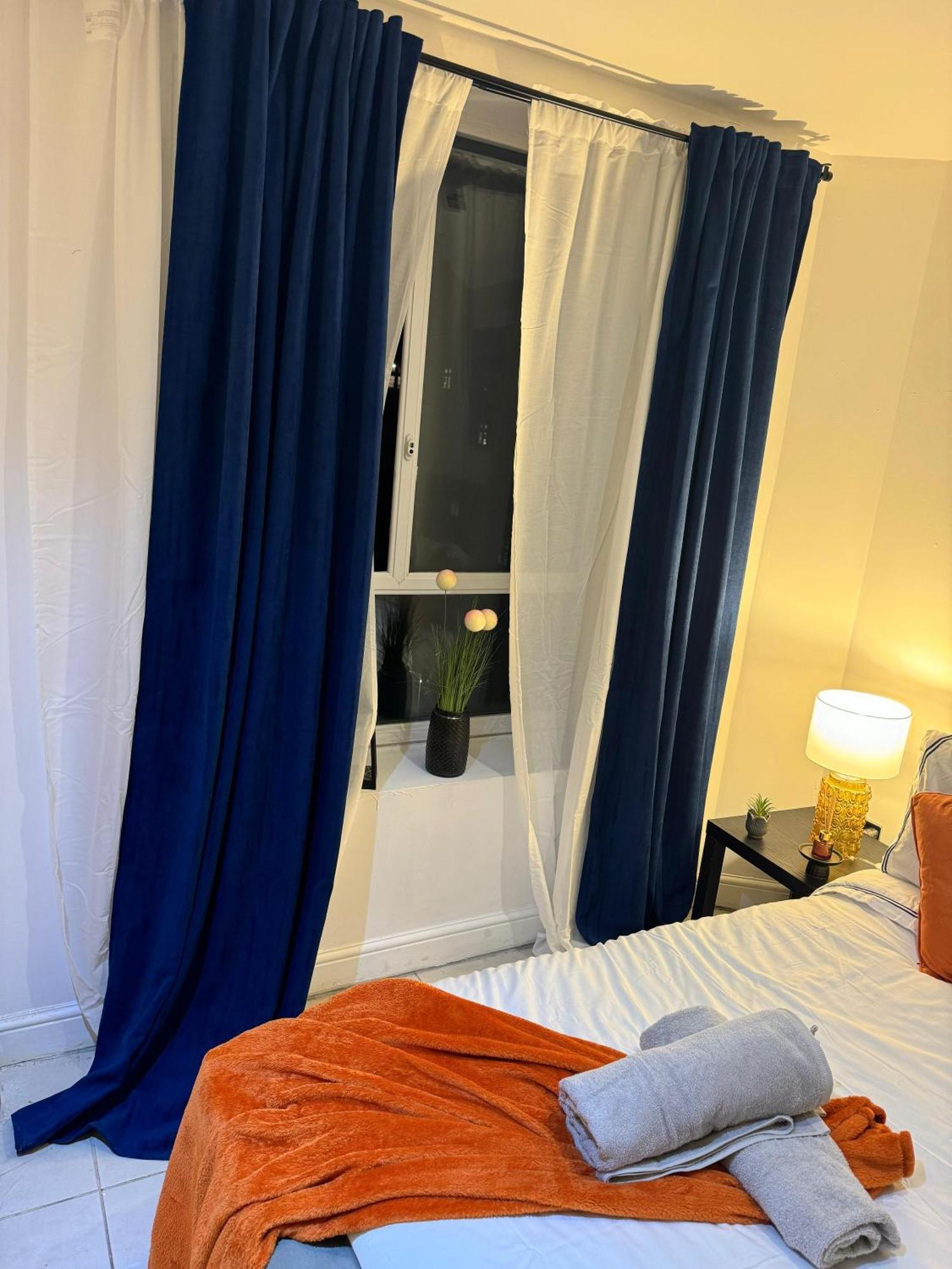 Cosy Luxurious Room In The Heart Of London Exterior foto
