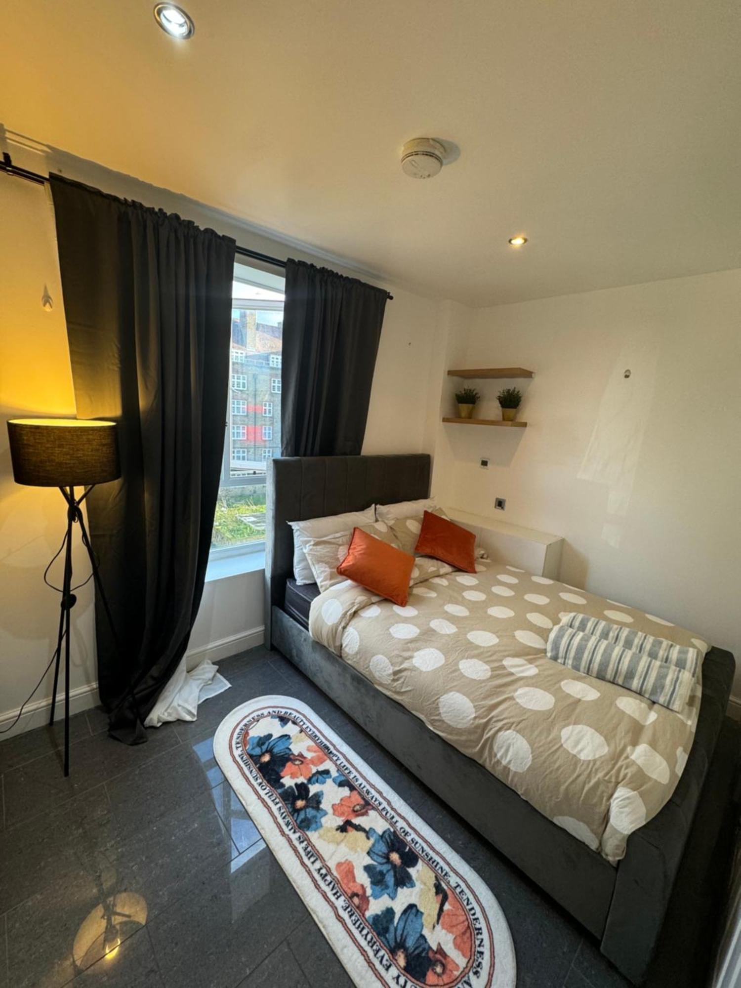 Cosy Luxurious Room In The Heart Of London Exterior foto